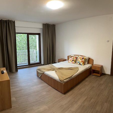 Central Studio Apartment Bucharest Exterior photo